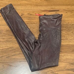 SPANX XS Burgundy Faux Leather  like Leggings
